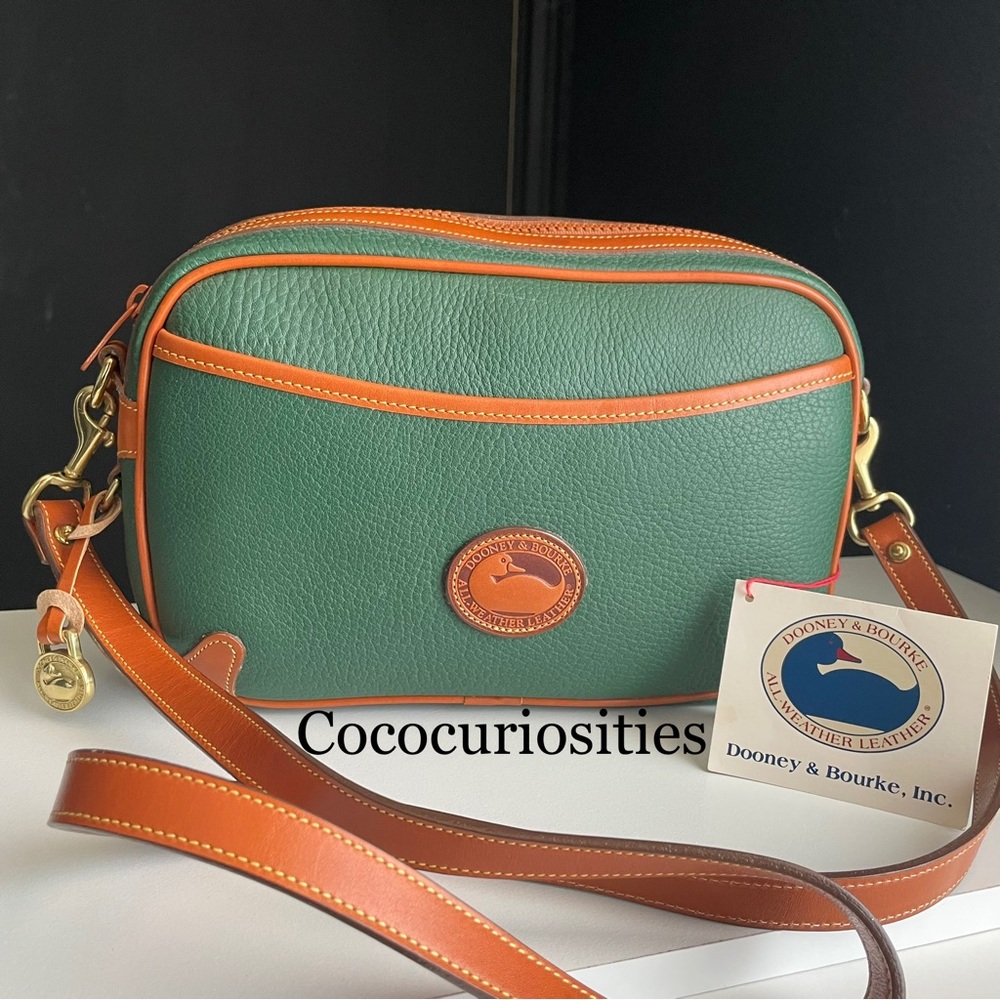 Dooney and Bourke AWL Green Leather Crossbody Zip Top Camera Bag